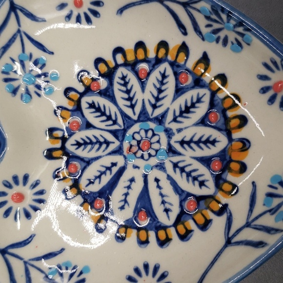 Young's NWT Heart-Shaped Stoneware Hand Stamped Decorative Dish - Picture 5 of 5